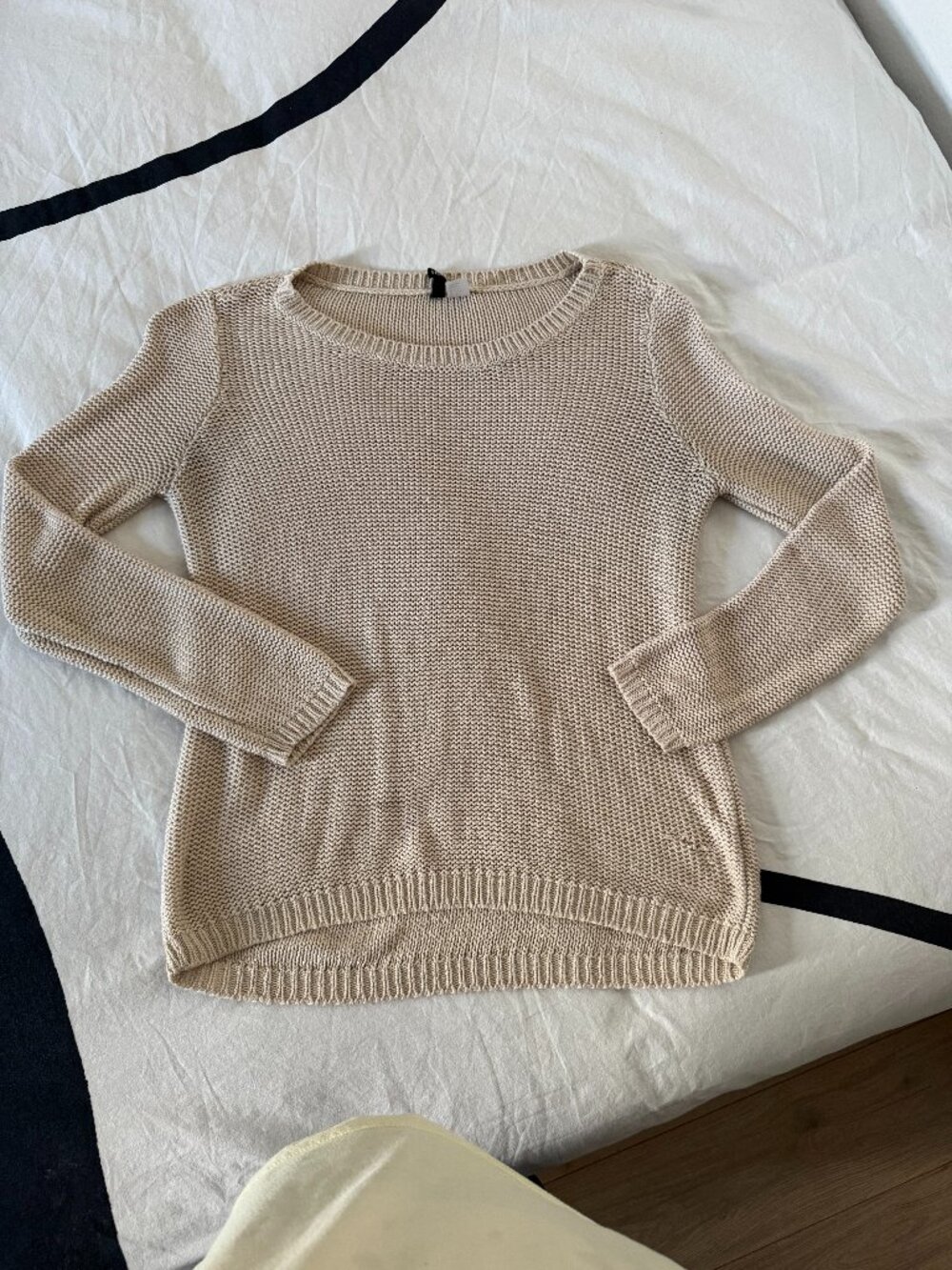 H&M Cream Chunky Knit Sweater Pullover Sz M